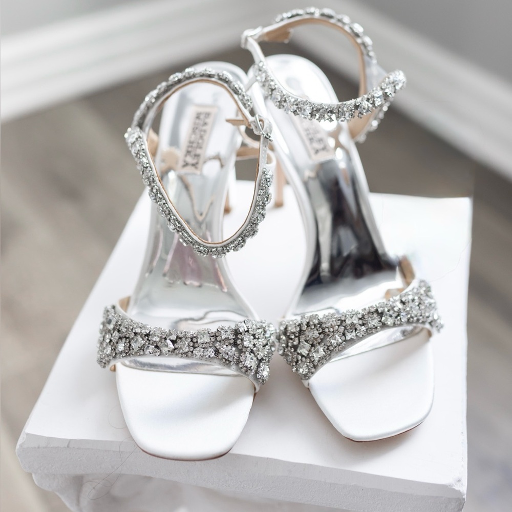 Badgley Mischka White Women's Heels